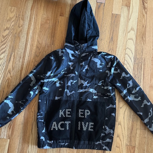 Zara Camo and Neon Kids WindbreakerJacket - Picture 4 of 5